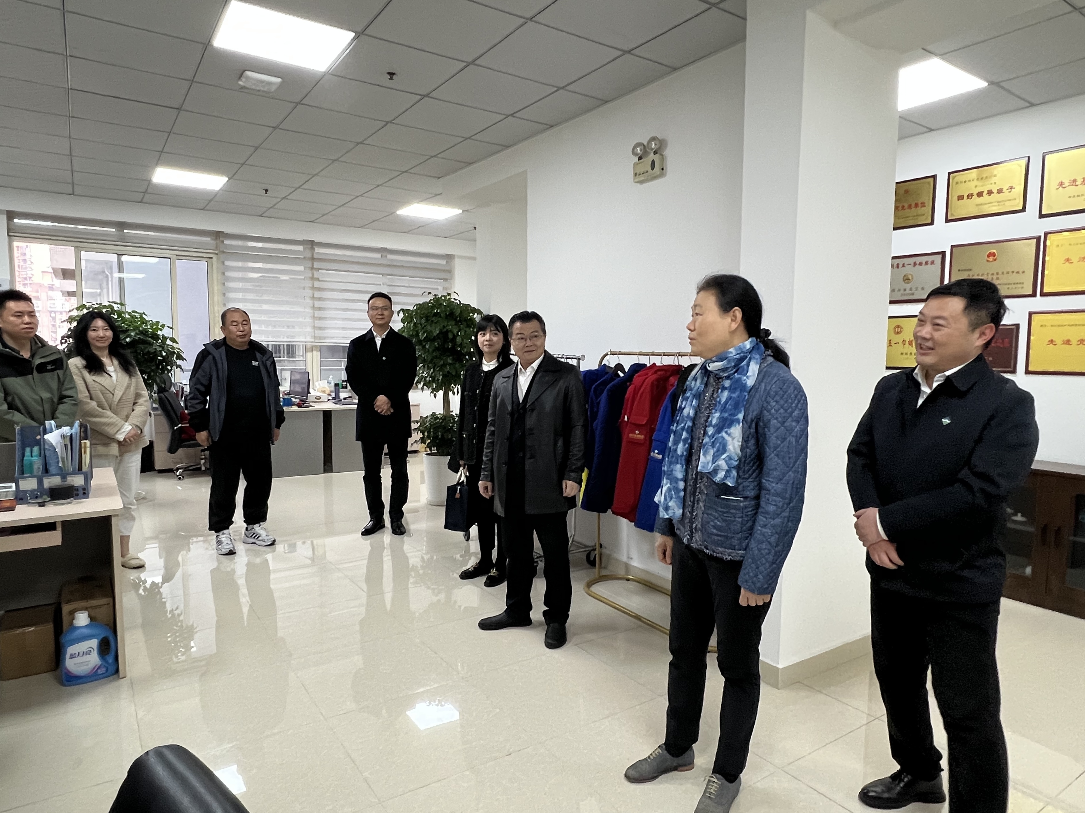 微信图片_20251119132625_384_33 微信图片_20251119132625_384_33