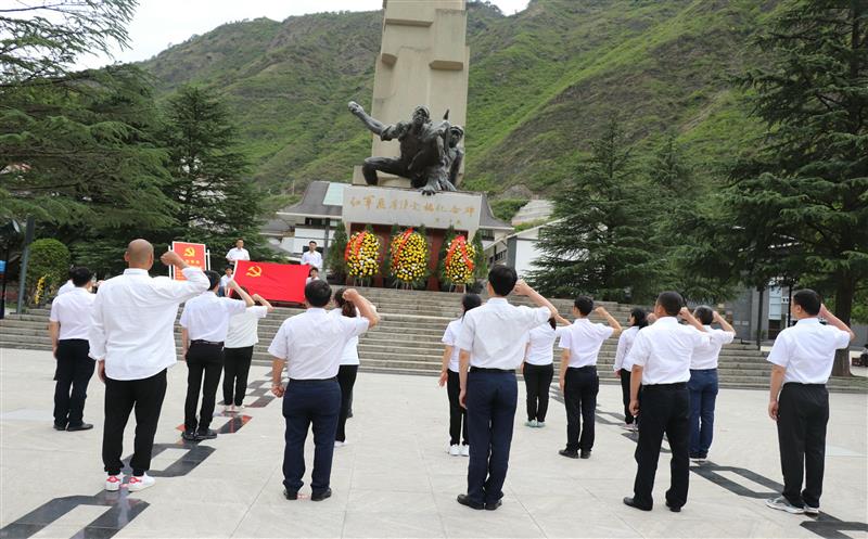 技工学校组织开展“不忘初心再出发，，，，，，奋进伟大新征程”党史学习教育主题党日活动