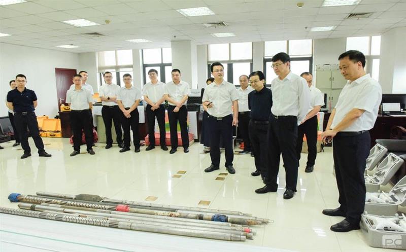 徐志文在物探院调研时强调：打造“金刚钻”，，，，，，，服务“大产业”