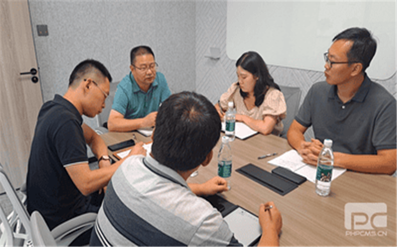 “加强企业劳动；；；；；；；； 关爱职工身心健康” 冶勘物流分工会开展安全检查暨“夏送清凉“慰问活动