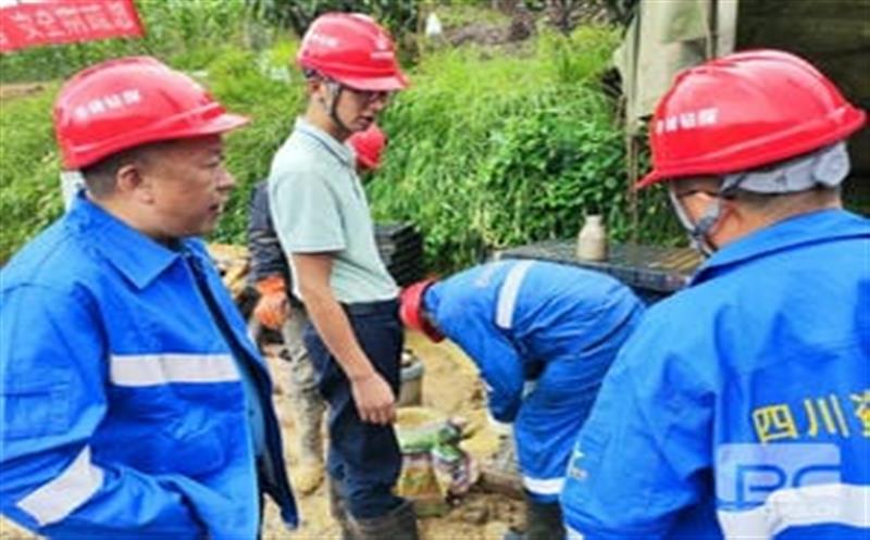 华锋钻探以技术创新为引领，，，，，破解施工难点 为集团“一号工程”顺利实施保驾护航